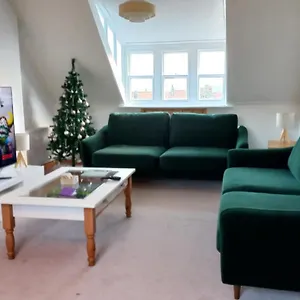 Falconhurst Apartment Robin Hood's Bay